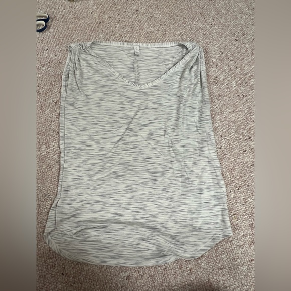 Lululemon white gray tanktop - Picture 8 of 10